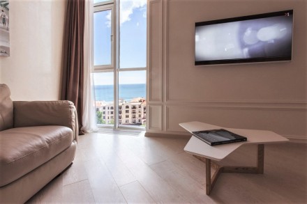 Предлагаем к аренде VIP квартиру с видом на море, на 10 этаже, в ЖК Жемчужина-9 . Приморский. фото 2