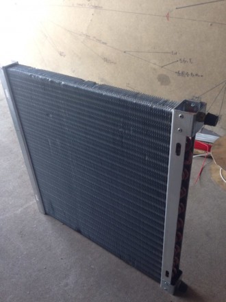 Радиатор – конденсатор (565x570x45) комбайна Claas Mega 208, Claas&nb. . фото 3
