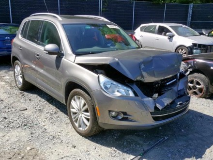 2011 Volkswagen Tiguan S, 2.0L 4, 137372 км, Коричневый 4dr Spor. Київ. фото 1 2011 Volkswagen Tiguan S, 2.0L 4, 137372 км, Коричневый 4dr Spor. Київ. фото 1