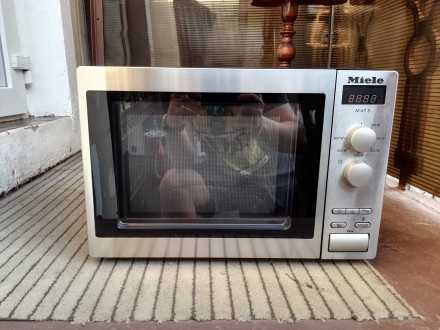 Нова!!Cвіжак!!Мікроволновка Miele _Нержавійка 1250w_Germany. Трускавець. фото 1 Нова!!Cвіжак!!Мікроволновка Miele _Нержавійка 1250w_Germany. Трускавець. фото 1