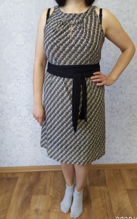 Летнее платье,пошив фабричный Украина.новый товар с бирками,очень приятный к тел. . фото 2