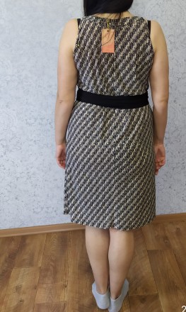 Летнее платье,пошив фабричный Украина.новый товар с бирками,очень приятный к тел. . фото 3