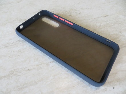 Очень удобный и эргономичный чехол, силиконовый бампер для телефона Xiaomi MI 9 . . фото 2