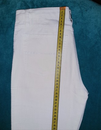 Летние белые тонкие джинсы CRO в отличном состоянии, никакой желтизны и дефектов. . фото 6