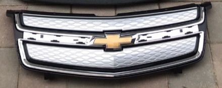 Решетка радиатора бампера Chevrolet Volt 11-15 22865818. Тернополь. фото 1 Решетка радиатора бампера Chevrolet Volt 11-15 22865818. Тернополь. фото 1