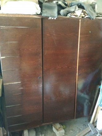 Продам шкаф, двери, ящики на дрова 450 грн за все. . фото 2