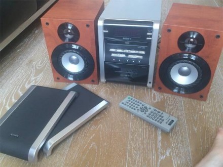 Продаю высококлассную аудио-видео аппаратуру класса Hi-Fi. 
Усилители, CD и DVD. . фото 10
