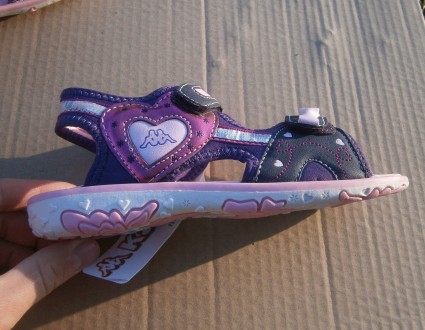 йдуть без коробки
Детские сандалии из коллекции Kappa. Модель выполнена из синт. . фото 2