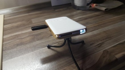 Продаю LED Мини проектор с памятью 2/16GB (с Android, WiFi и блютуз)
Характерис. . фото 2