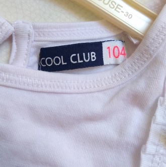 Белая футболка в полосочку и оборками на плечиках от бренда Cool Club в размере . . фото 6