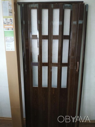 Дверь гармошка полуостеклённая межкомнатная пластиковая с доставкой по Украине о. . фото 1