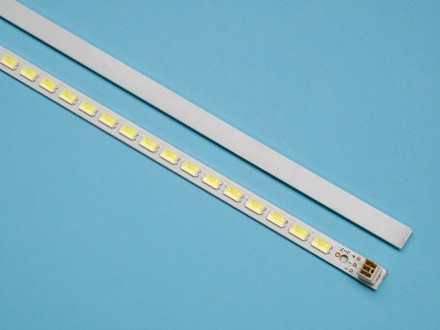 Комплект (2 планки)

Данный вид LED подсветки может использоваться в таких мод. . фото 2