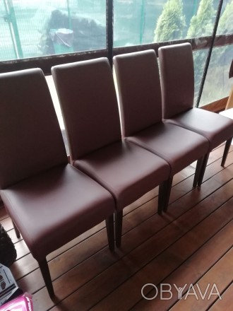Описание
Продам 4 стильных стула Хит из кожзама производства AMF в отличном сос. . фото 1