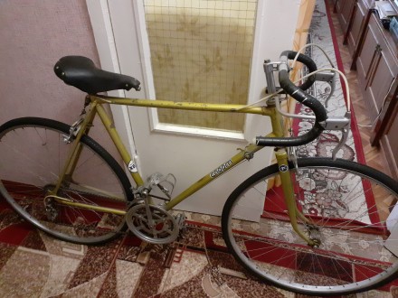 Велосипед в родной комплектации, квартире хранение  есть запасное колесо. . фото 5