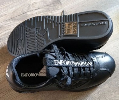 Фирменные кроссовки, оригинал, новые в коробке, сертификат подлинности.
EMPORIO. . фото 6