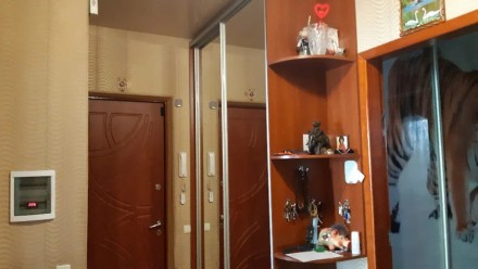 Прекрасная трехкомнатная квартира в 16-ти этажном доме, на углу Инглези/Небесной. Киевский. фото 7
