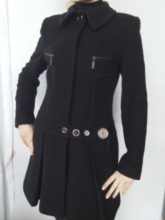 Пальто производства Украина-Италия 44 р. в хорошем состоянии, стильное, молодежн. . фото 8
