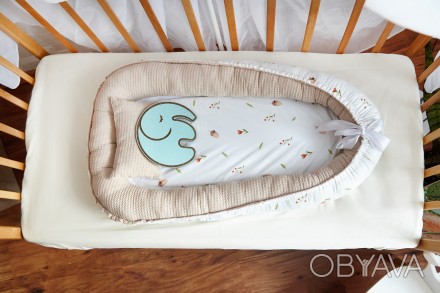 Позиционер (гнездо-кокон) для новорожденных. 
	Сделан из сатина и вафельного пол. . фото 1