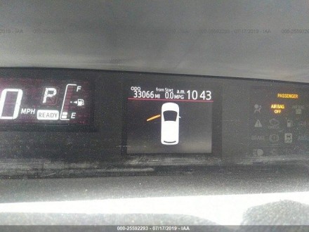 МИНИМАЛЬНЫЕ ПОВРЕЖДЕНИЯ!!! Требует замены заднего бампера
Toyota PRIUS C 2015 го. . фото 9