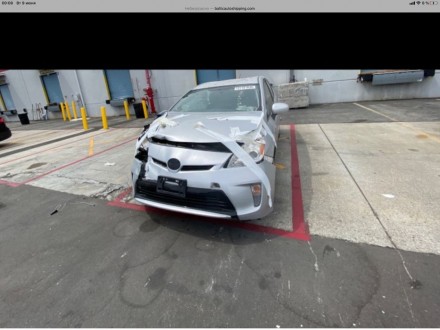 Продам Toyota Prius 2015г. . фото 3