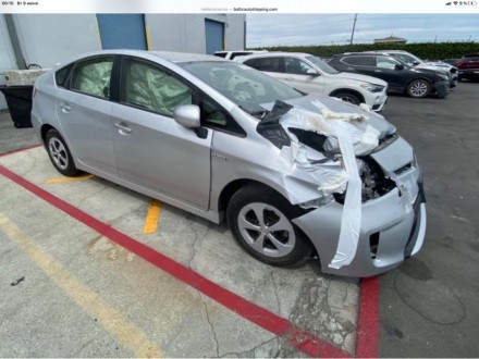 Продам Toyota Prius 2015г. . фото 9