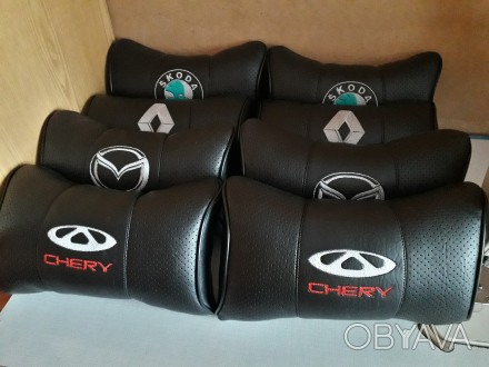Подушка-подголовник в авто с любым логотипом