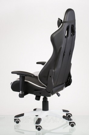 
	
	
	
	
	Тип: геймерское кресло
	Цвет: черно-белое
	Материал покрытия: сиденье . . фото 6