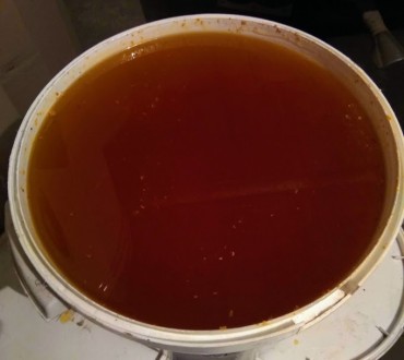 Продам натуральный, очень вкусный мед из  разнотравья и подсолнуха. Собственная . . фото 3