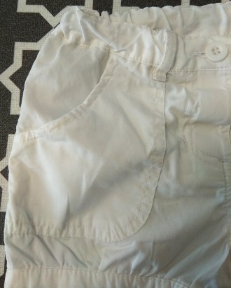 Белые тонкие шорты от Gloria Jeans для девочки в размере 1-2 года.
Состояние от. . фото 4