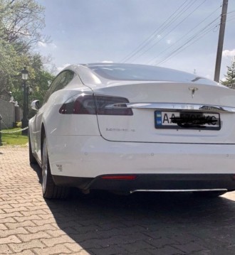 Tesla Model S90D полный привод, пневмоподвеска, функция автопилота, алькантара, . . фото 8