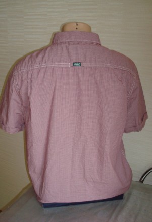 Стильная мужская рубашка с коротким рукавом от известного британского бренда. На. . фото 5