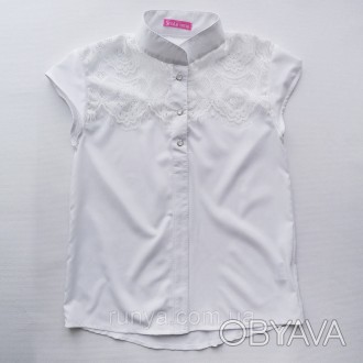 Блузка с коротким рукавом выполнена из легкая струящаяся ткани - софт. Цвет: бел. . фото 1