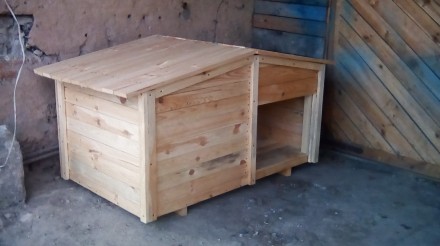 Продам большую будку для собаки, на два отделения .. Миргород. фото 1 Продам большую будку для собаки, на два отделения .. Миргород. фото 1