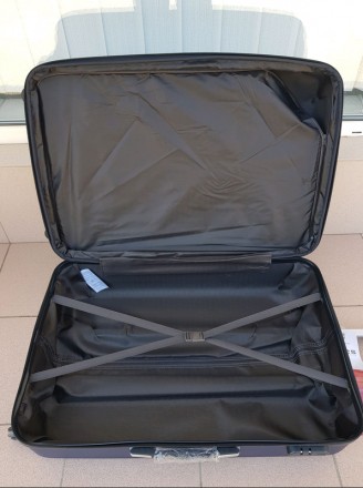 Описание
Брендовий Ультралегкий чемоданы Szyk 016 С увеличением 1.Европейское к. . фото 3