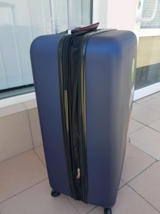 Описание
Брендовий Ультралегкий чемоданы Szyk 016 С увеличением 1.Европейское к. . фото 8