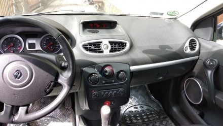 Renault Clio 3. Найнадійніший та невибагливий 1.6 бензиновий атмосферний двигун,. . фото 9