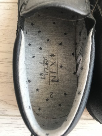 Стильные Туфли-ботинки NEXT , декорированы звездой из мини пайеток, состояние ид. . фото 3