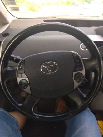 Продаю Toyota Prius на газу в отличном состоянии. Все работает. Тихий, резвый, э. . фото 8