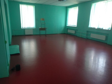 Оборудованные залы для хореографии. Раздевалки, санузел,  классная атмосфера,  с. . фото 4