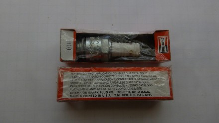 Свеча автомобильная CHAMPION printed in U.S.A 1985 год , в продаже 4 шт. 
Произ. . фото 2