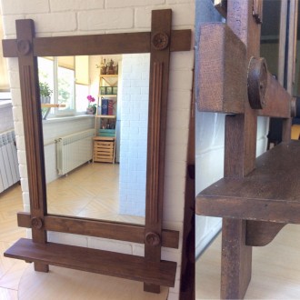 Зеркало с полочкой в стиле кантри. Оправа изготовлена из натурального дерева.. . фото 3