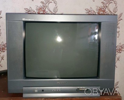 Телевизор в отличном состоянии,без царапин и повреждений. . фото 1