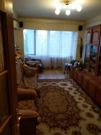 Продается большая, просторная 2 к. квартира в Оболонском районе по адресу ул. Ми. . фото 2