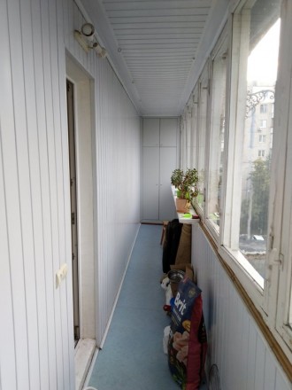 Продается большая, просторная 2 к. квартира в Оболонском районе по адресу ул. Ми. . фото 4