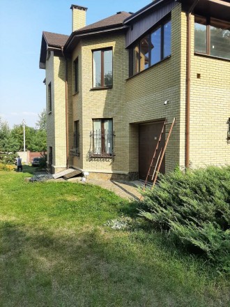 Продам большой дом новой постройки на Б.Даниловке
Заезд с центральной асфальтир. . фото 3