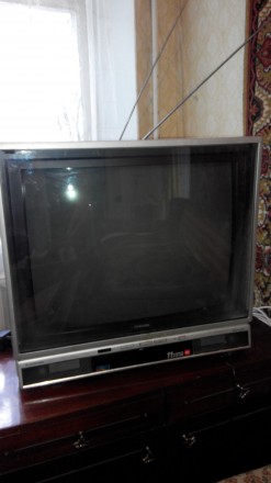 TV Toshiba,настоящий раритет.Цветной периода СССР,в рабочем состоянии,60 каналов. . фото 2