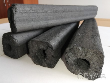 Древесный уголь из брикета pini kay от производителя в Белой Церкви компании VSK. . фото 1