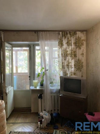 Предлагается к продаже 1 комнатная квартира на среднем этаже блочно-кирпичного д. Киевский. фото 2