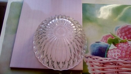 Продам стеклянную вазу, "под хрусталь", салатницу, фруктовницу, конфет. . фото 4