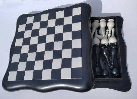 Шахмати ручної роботи виготовлені з полістоуна методом ручного литва. Кожна фігу. . фото 6